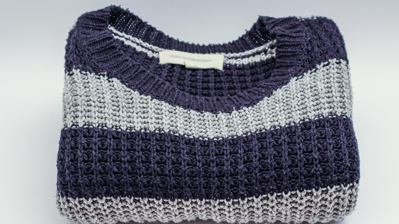 How to Layer Without Bulk: A Three-Layer System That Actually Keeps You Warm