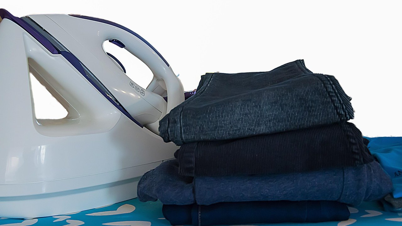 Why Clothes Shrink (and the Four Rules That Stop It)